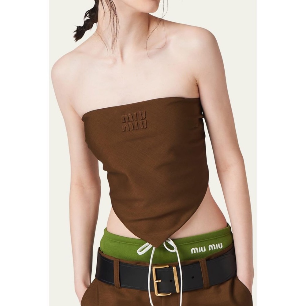 Miu miu top runway